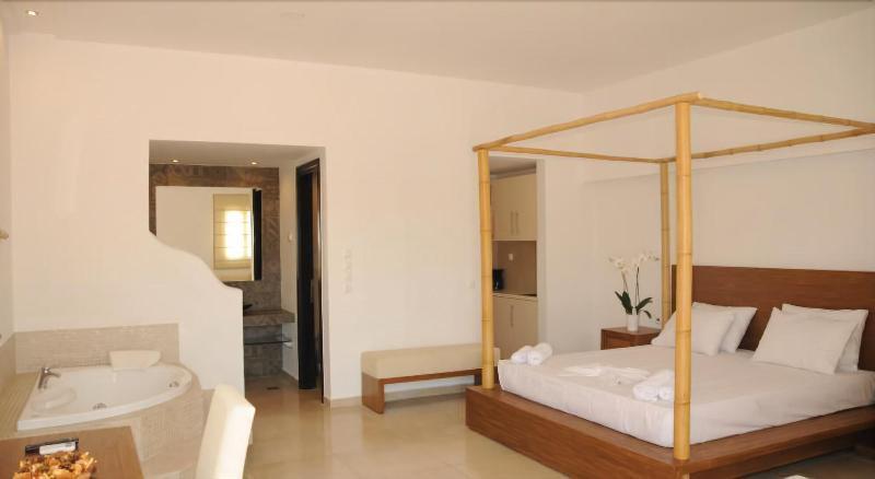 Queen Boutique Suites Mykonos Town ภายนอก รูปภาพ