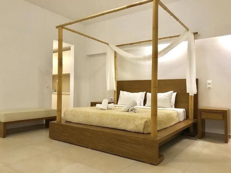 Queen Boutique Suites Mykonos Town ภายนอก รูปภาพ