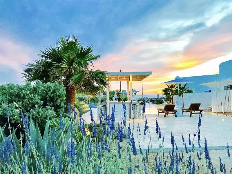 Queen Boutique Suites Mykonos Town ภายนอก รูปภาพ