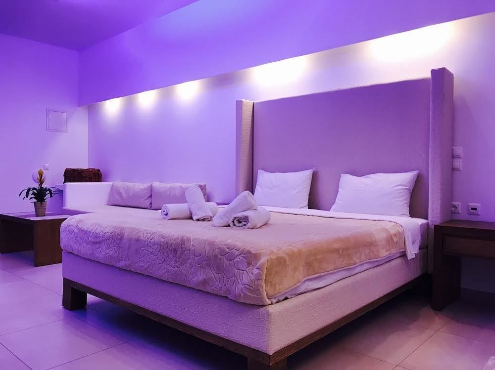 Queen Boutique Suites Mykonos Town ภายนอก รูปภาพ
