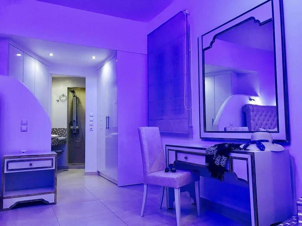 Queen Boutique Suites Mykonos Town ภายนอก รูปภาพ
